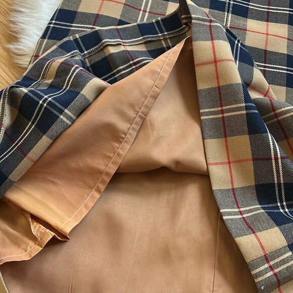 Vintage St Michael’s Plaid Skirt Preppy 1970 tag Size 8 or EU 40 - Picture 3 of 8
